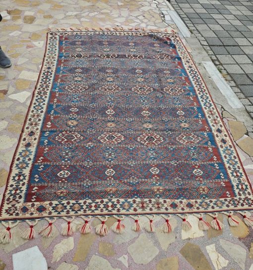   el dokuma antika kilim muğla ya ait bir motif